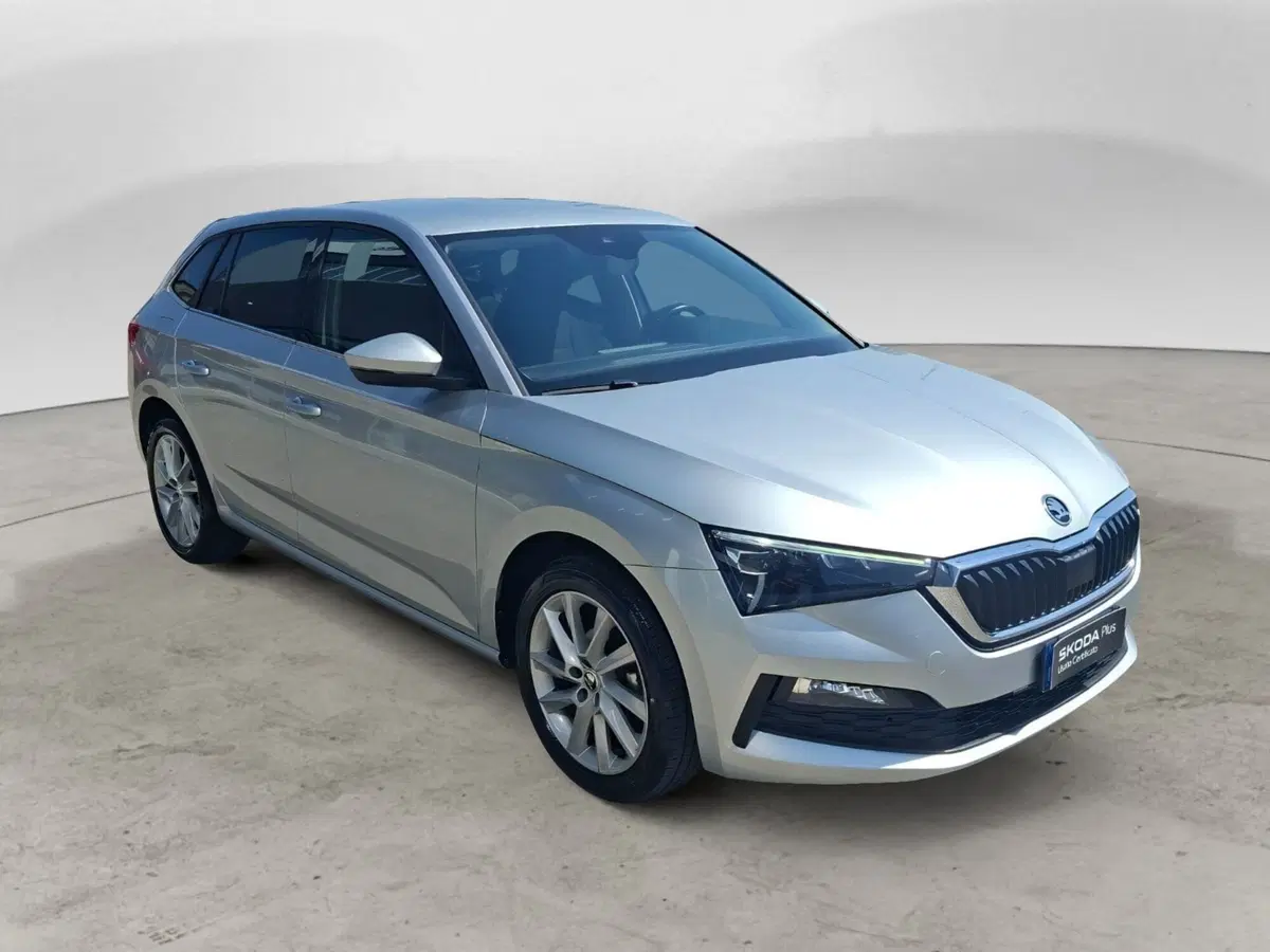 Skoda Scala usata a Ancona (7)