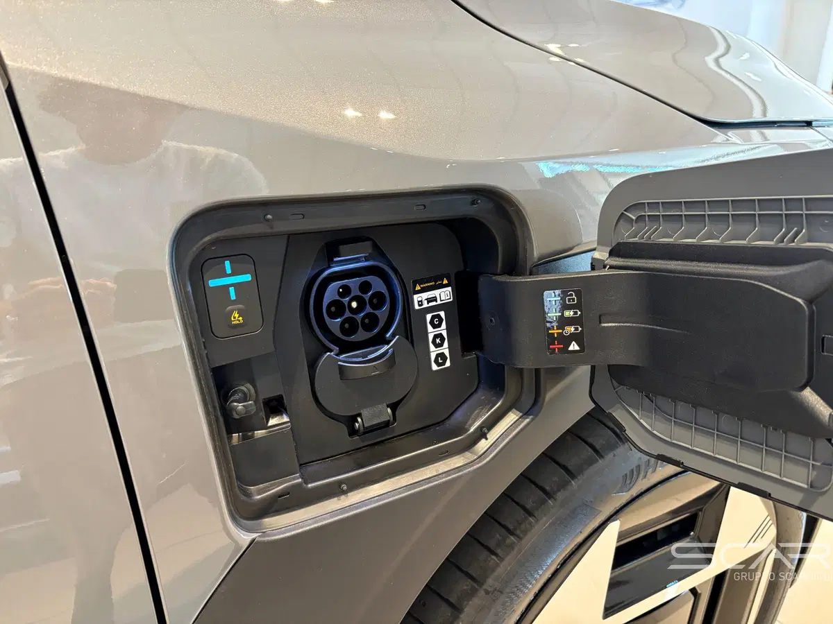 Kia EV3 nuova a Livorno (9)