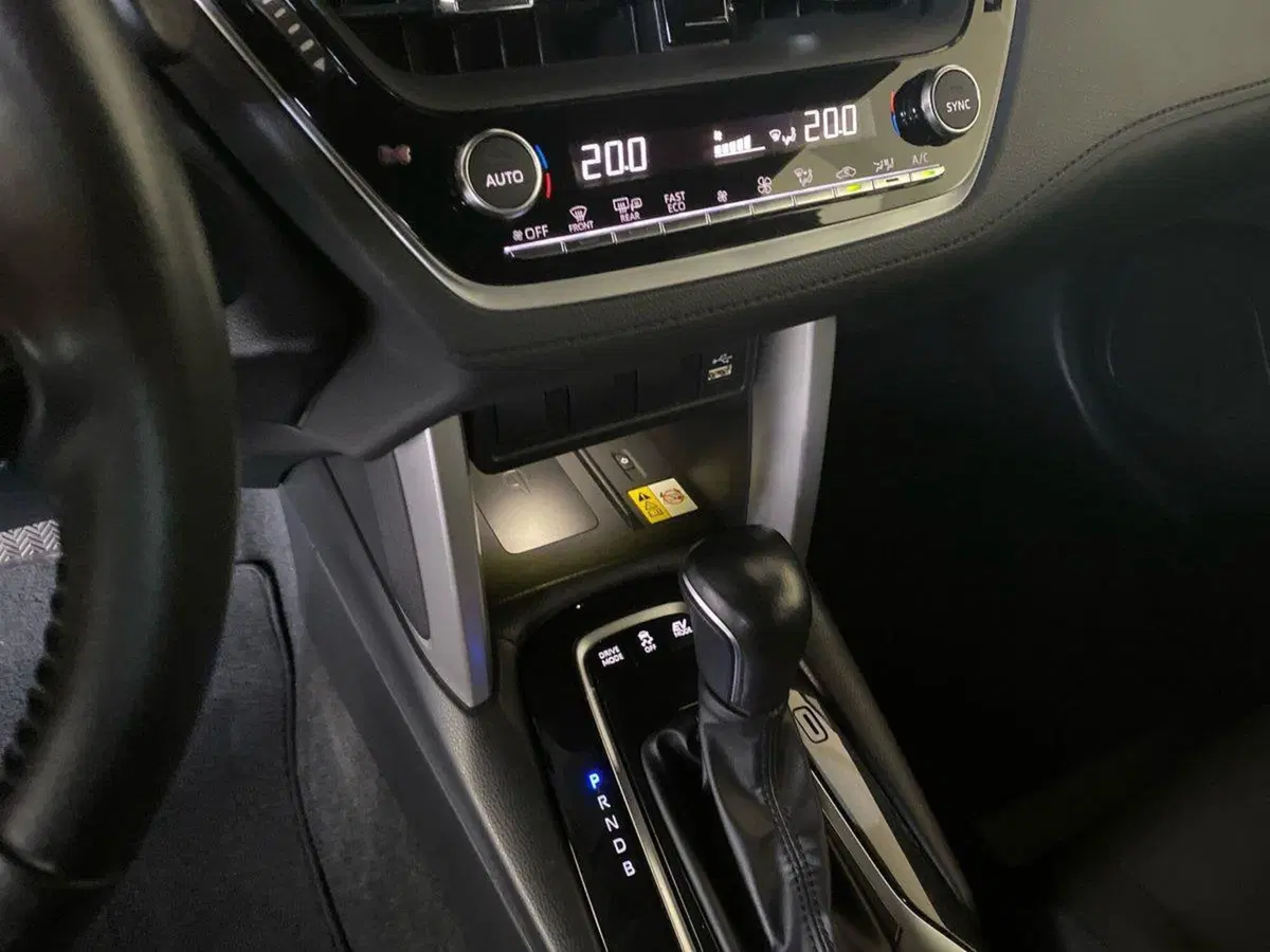 Toyota Corolla Cross Hybrid usata a Bergamo (16)