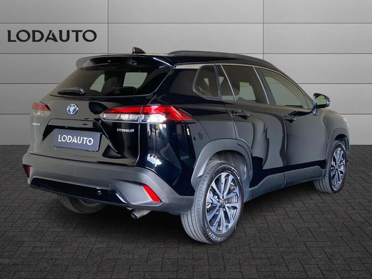 Toyota Corolla Cross Hybrid usata a Bergamo (2)