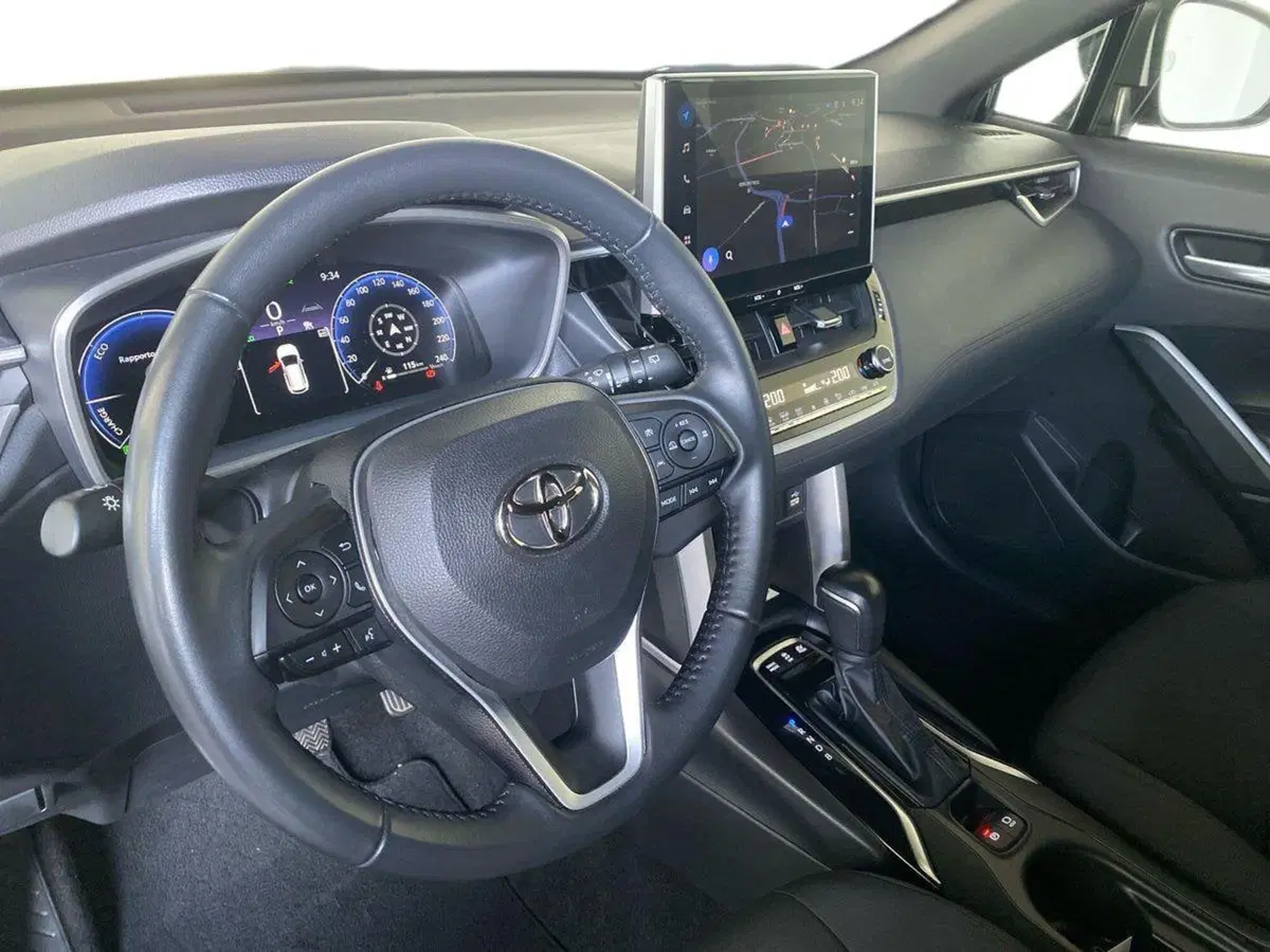 Toyota Corolla Cross Hybrid usata a Bergamo (8)