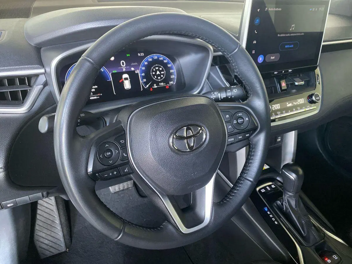 Toyota Corolla Cross Hybrid usata a Bergamo (9)