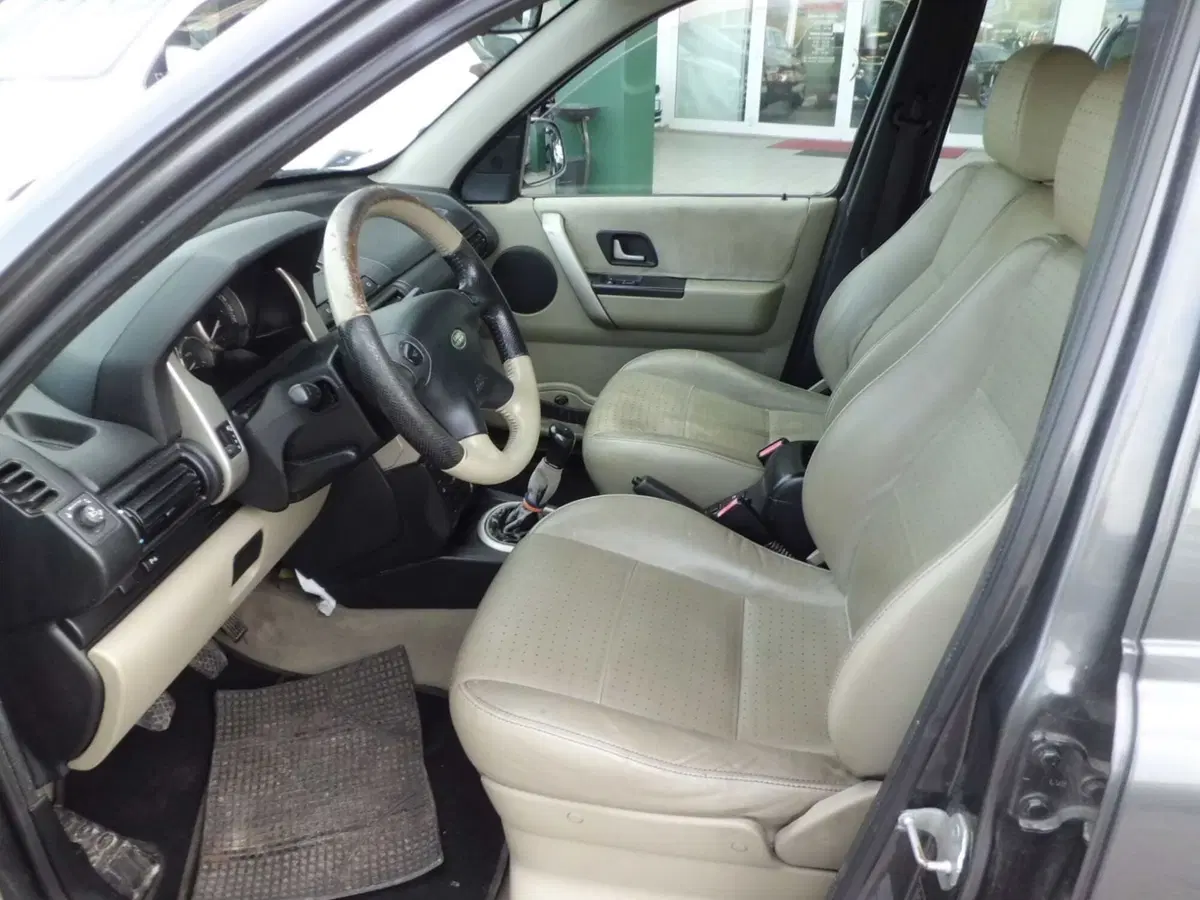 Land Rover Freelander usata a Pordenone (7)
