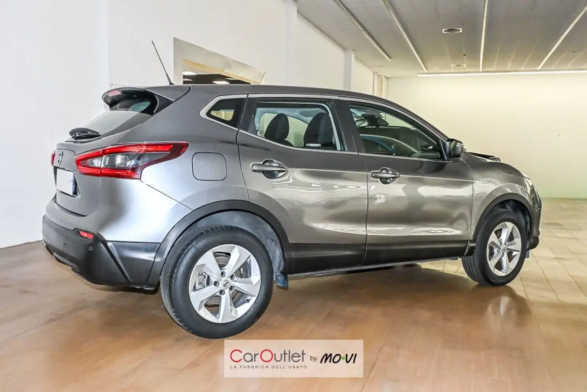 Nissan Qashqai usata a Genova (4)