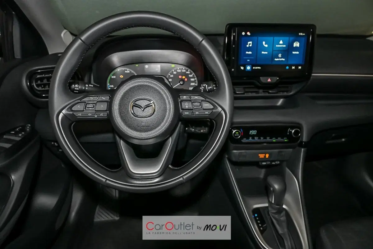 Mazda Mazda2 Hybrid nuova a Torino (11)