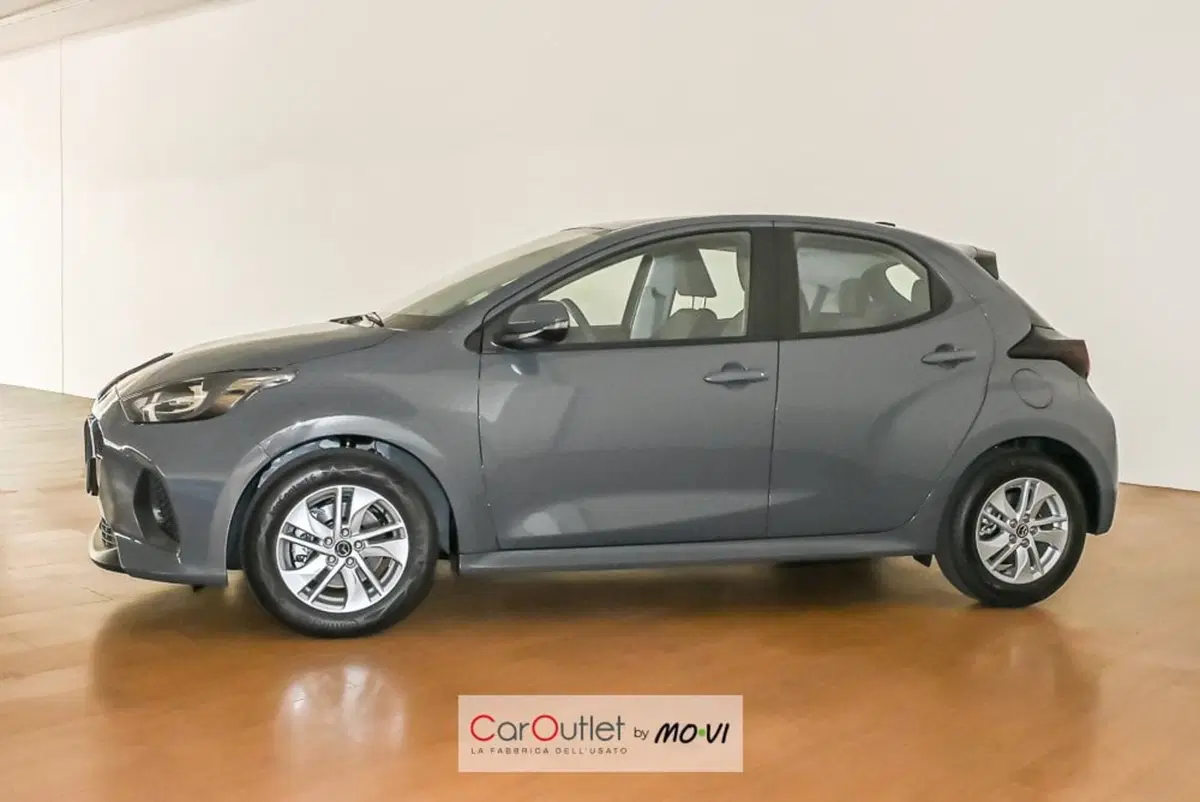 Mazda Mazda2 Hybrid nuova a Torino (3)