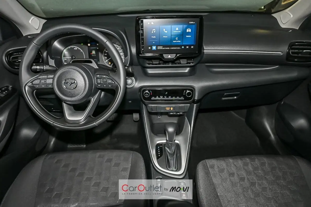 Mazda Mazda2 Hybrid nuova a Torino (10)