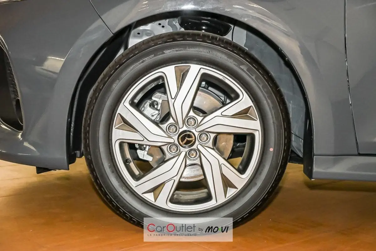 Mazda Mazda2 Hybrid nuova a Torino (20)
