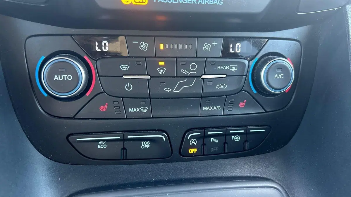 Ford Tourneo Connect usata a Parma (15)