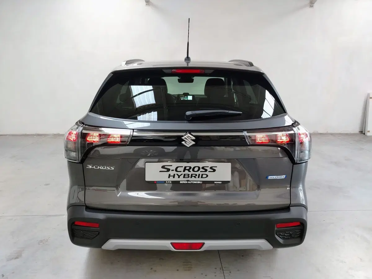 Suzuki S-Cross nuova a Rovigo (14)