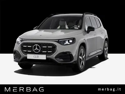 Mercedes-Benz GLB 200 AMG Line Premium 4matic auto nuova a Monza