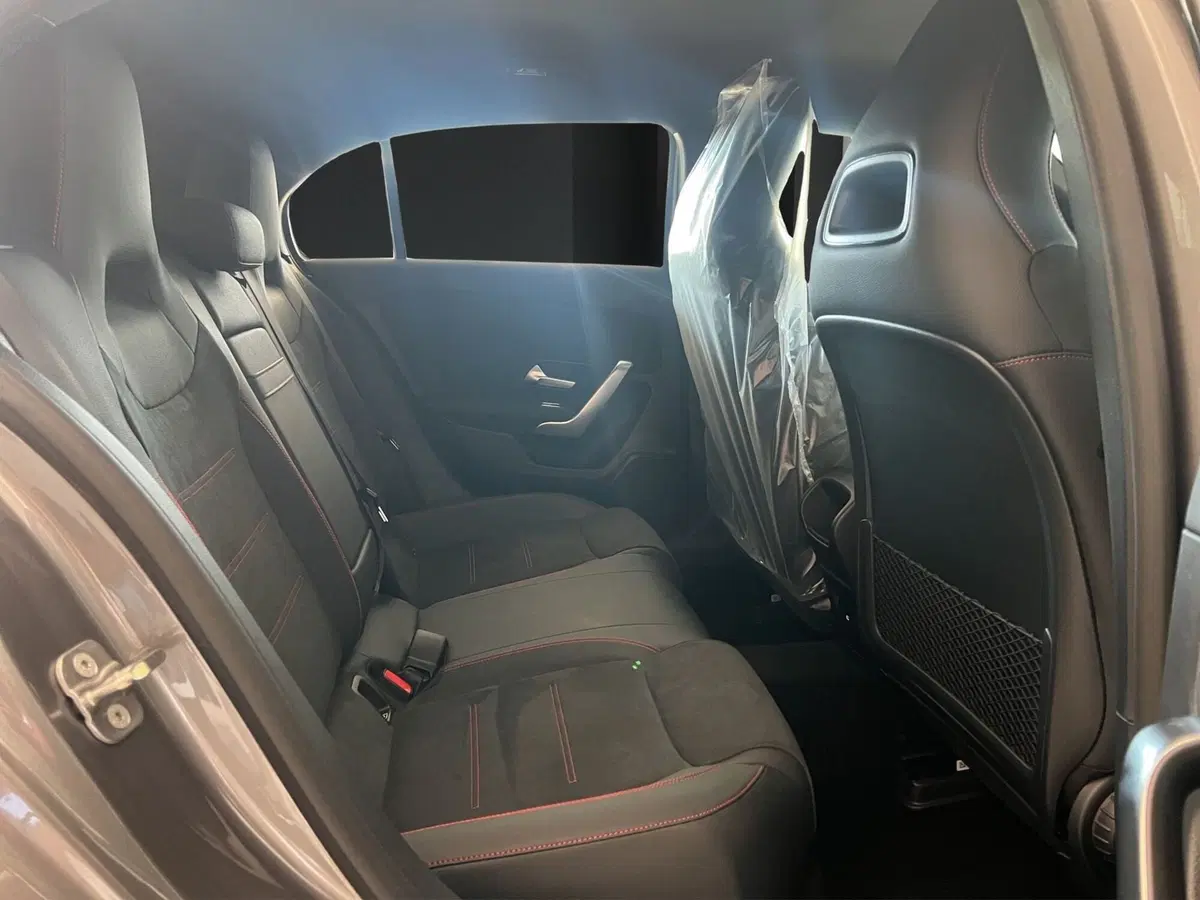 Mercedes-Benz Classe A nuova a Cosenza (18)