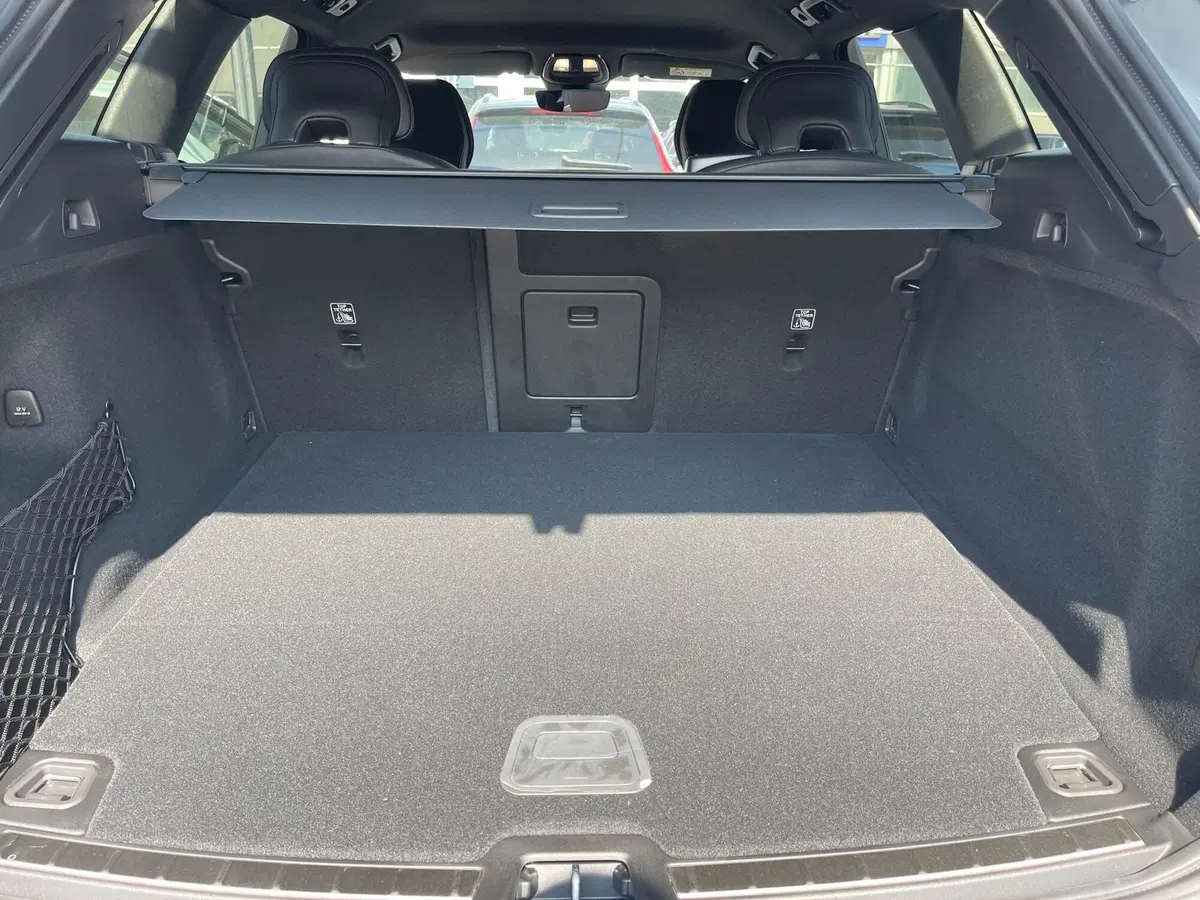 Volvo XC60 nuova a Como (12)