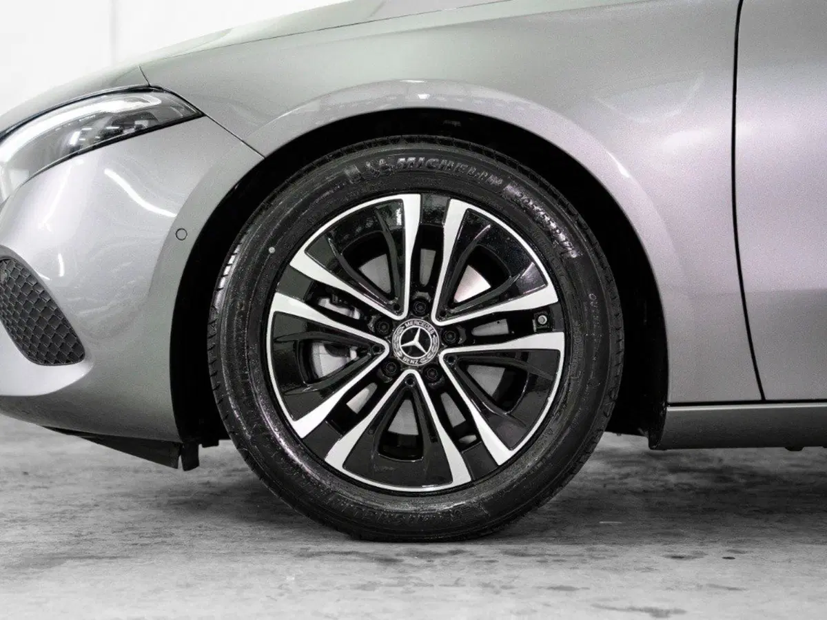 Mercedes-Benz Classe A nuova a Rimini (7)