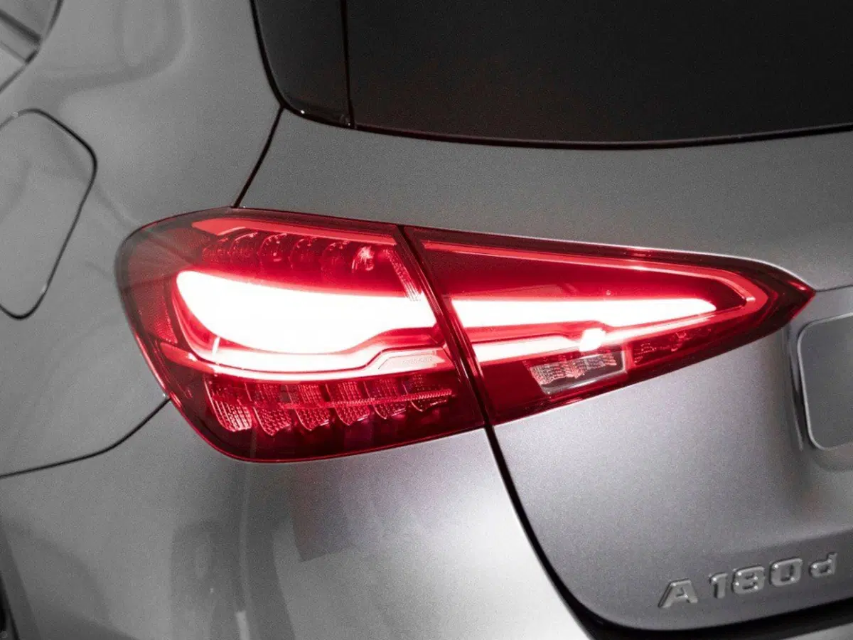 Mercedes-Benz Classe A nuova a Rimini (8)