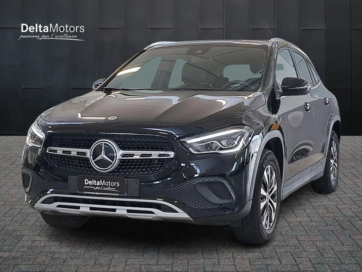 Mercedes-Benz GLA SUV usata a Rimini