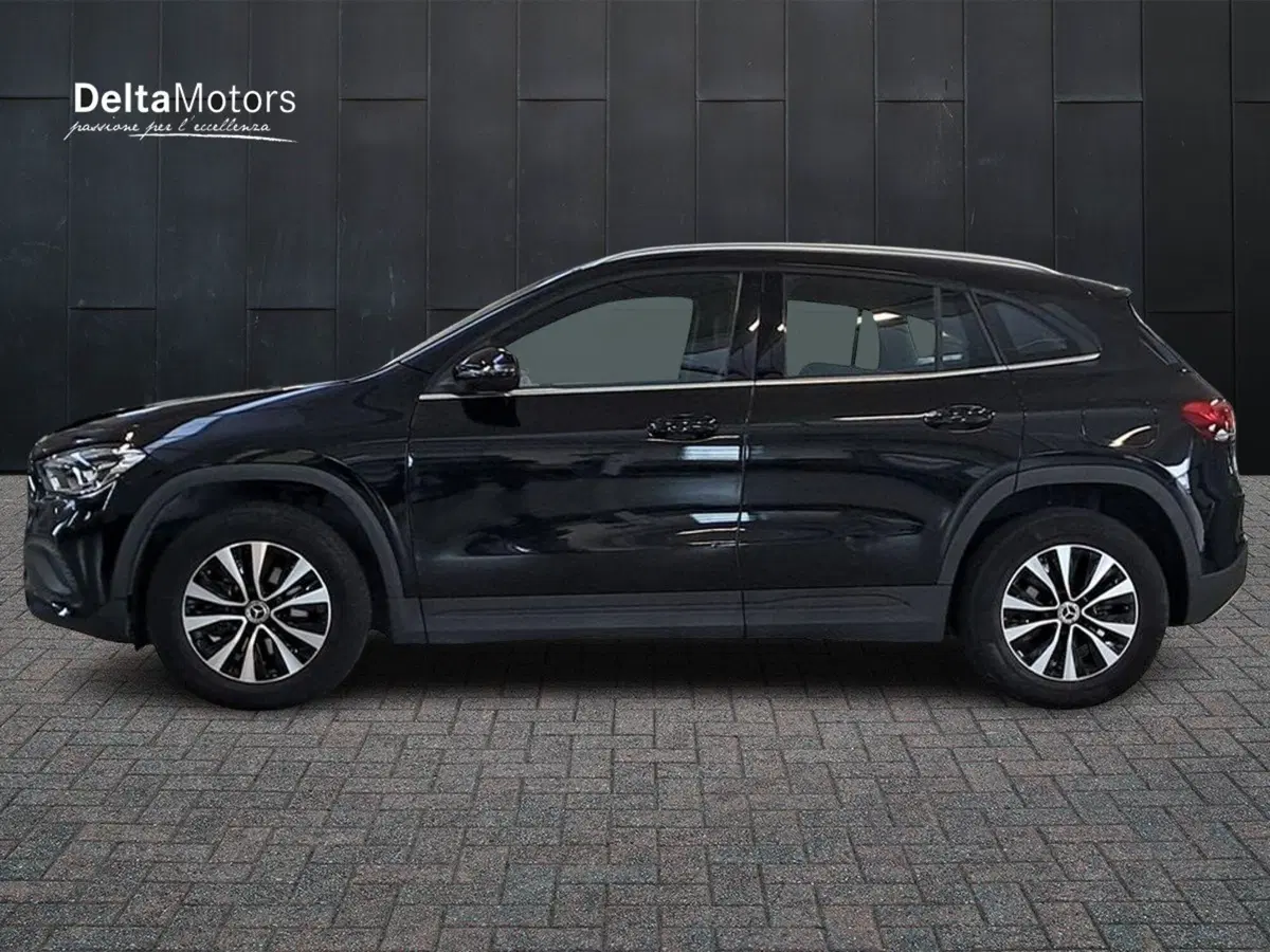 Mercedes-Benz GLA SUV usata a Rimini (2)
