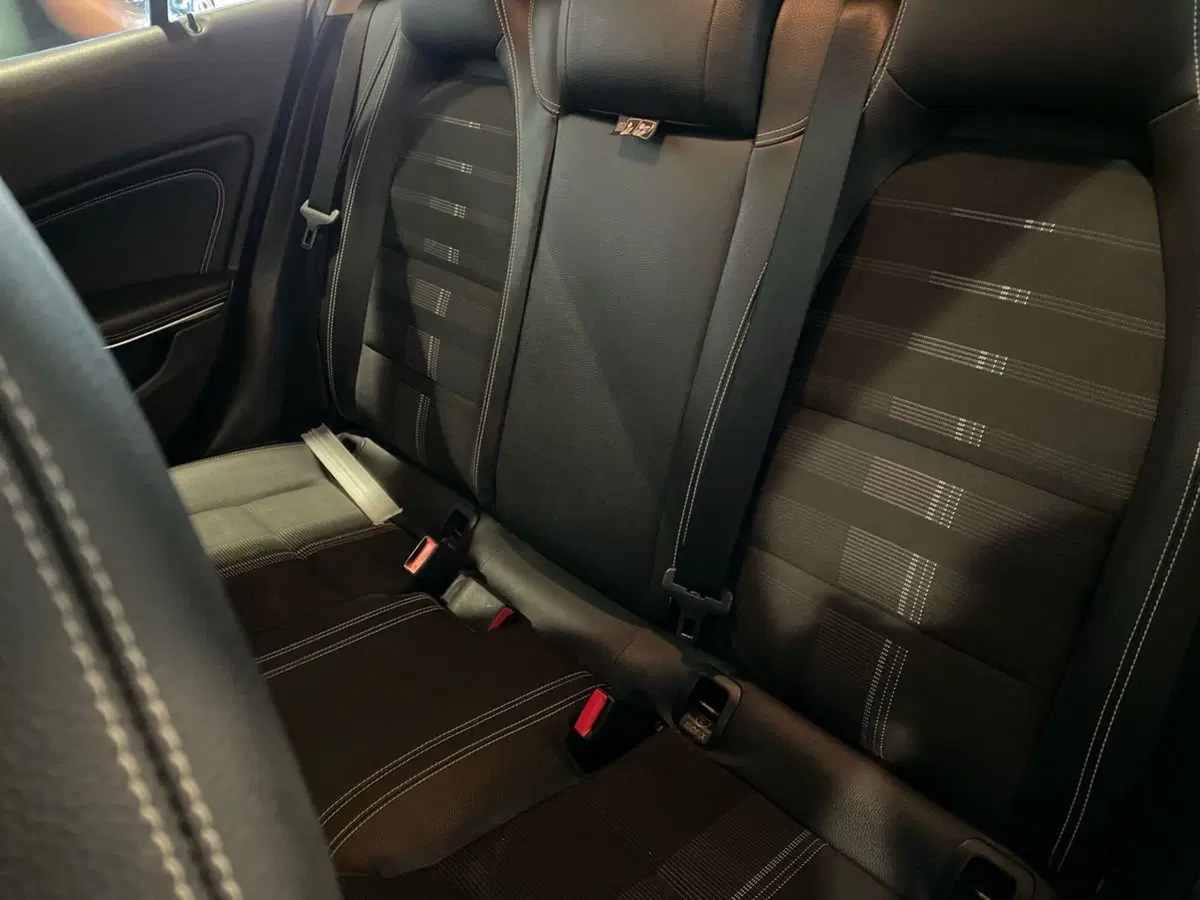 Mercedes-Benz GLA SUV usata a Macerata (13)