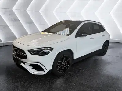Mercedes-Benz GLA SUV 200 d AMG Line Premium Plus 4matic auto del 2026 usata a Napoli