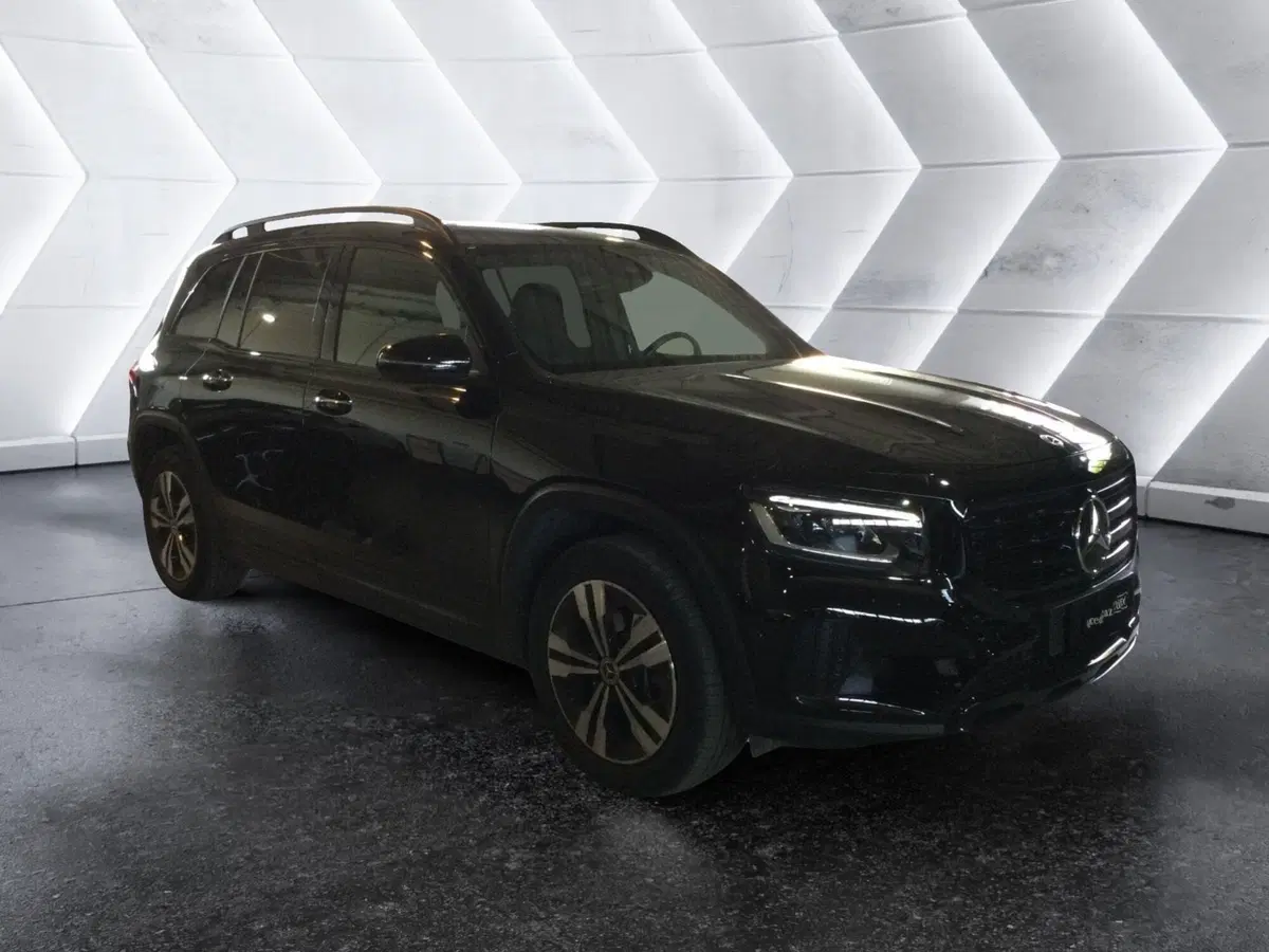 Mercedes-Benz GLB usata a Caserta (3)
