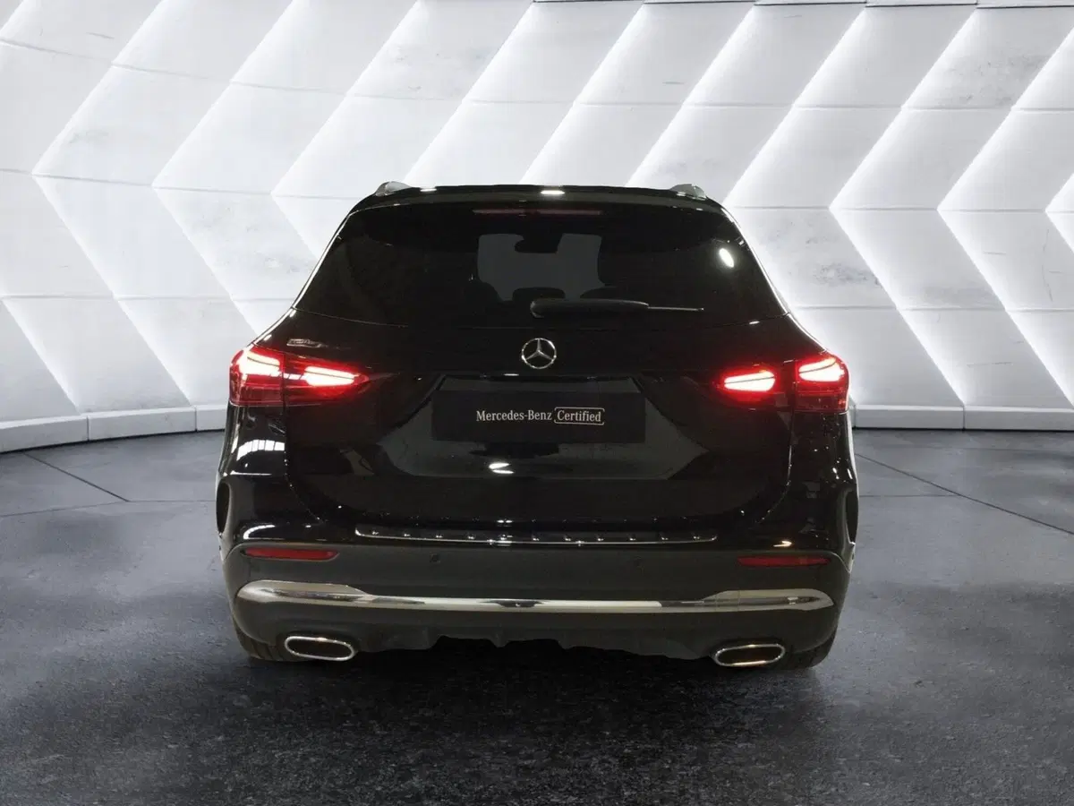 Mercedes-Benz GLA SUV usata a Caserta (6)