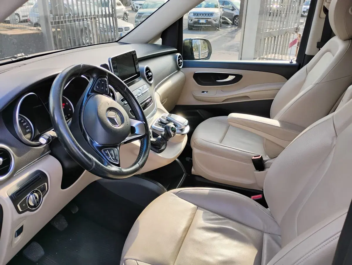 Mercedes-Benz Classe V usata a Messina (7)