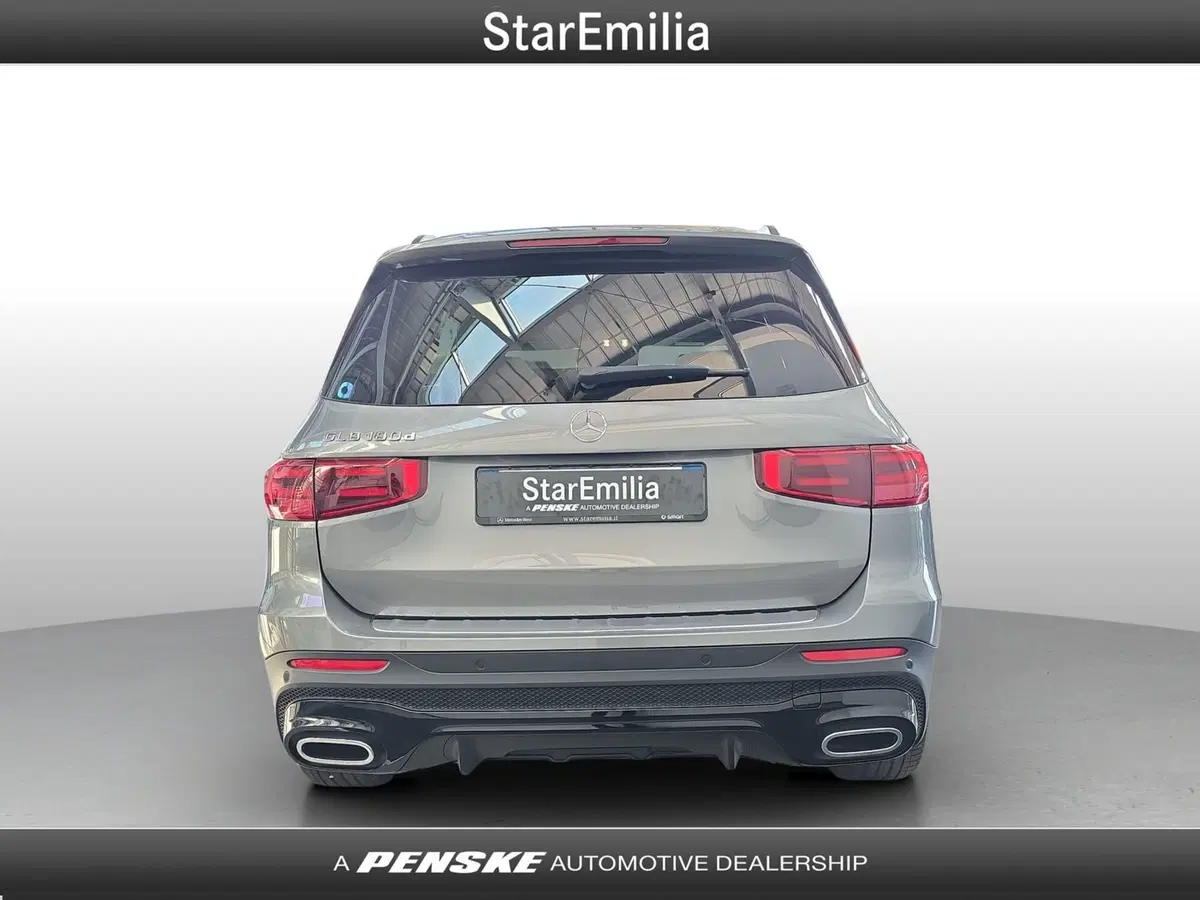 Mercedes-Benz GLB nuova a Ferrara (4)