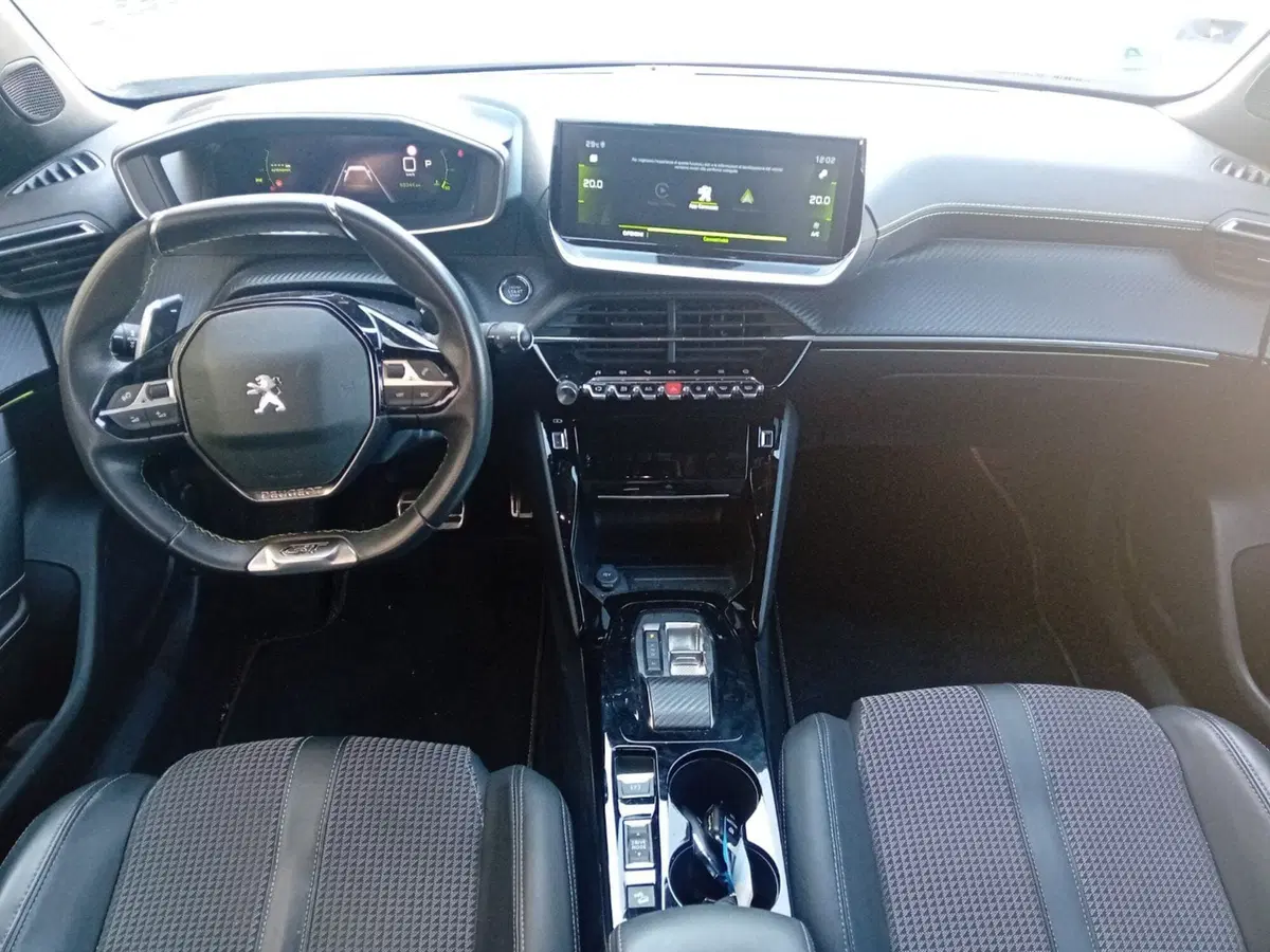 Peugeot 2008 usata a Udine (14)
