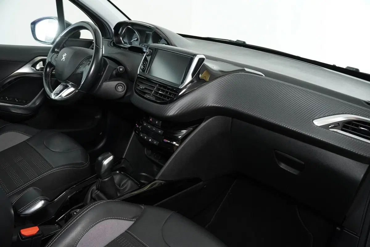 Peugeot 2008 usata a Perugia (12)