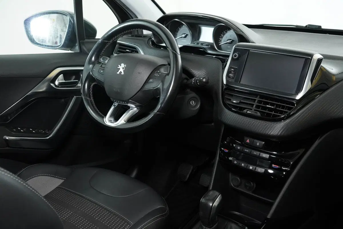 Peugeot 2008 usata a Perugia (13)