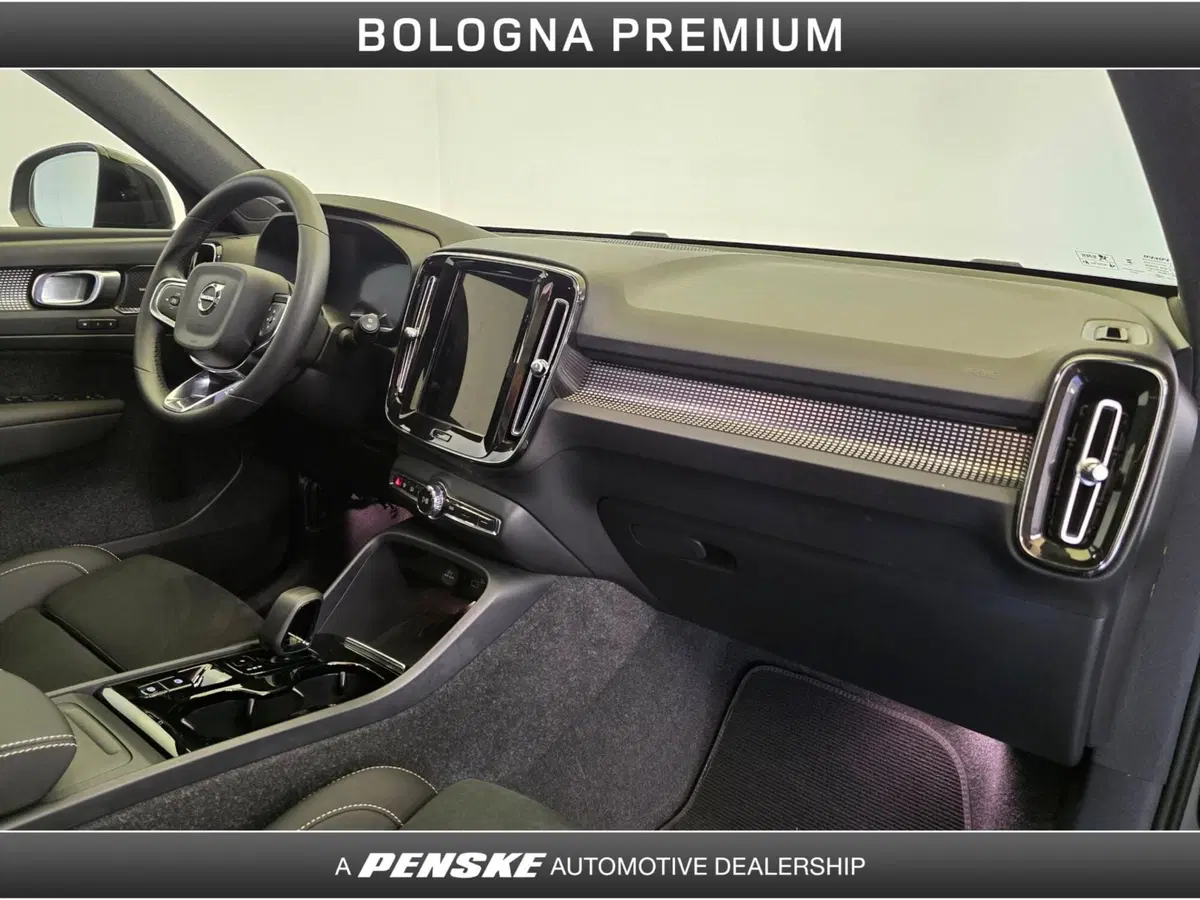 Volvo XC40 usata a Bologna (18)