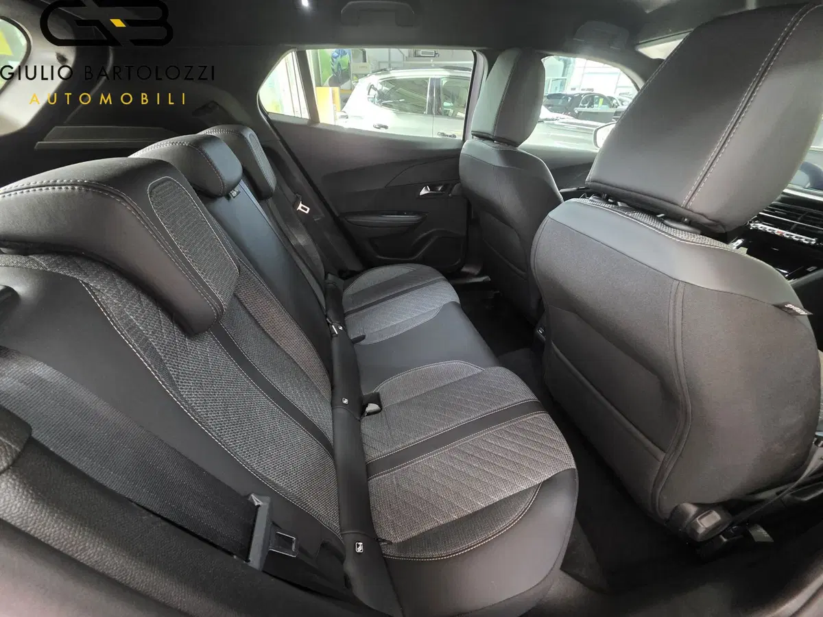 Peugeot 2008 usata a Prato (11)