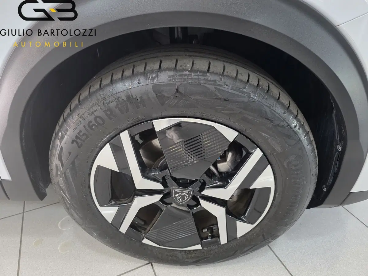 Peugeot 2008 usata a Prato (12)