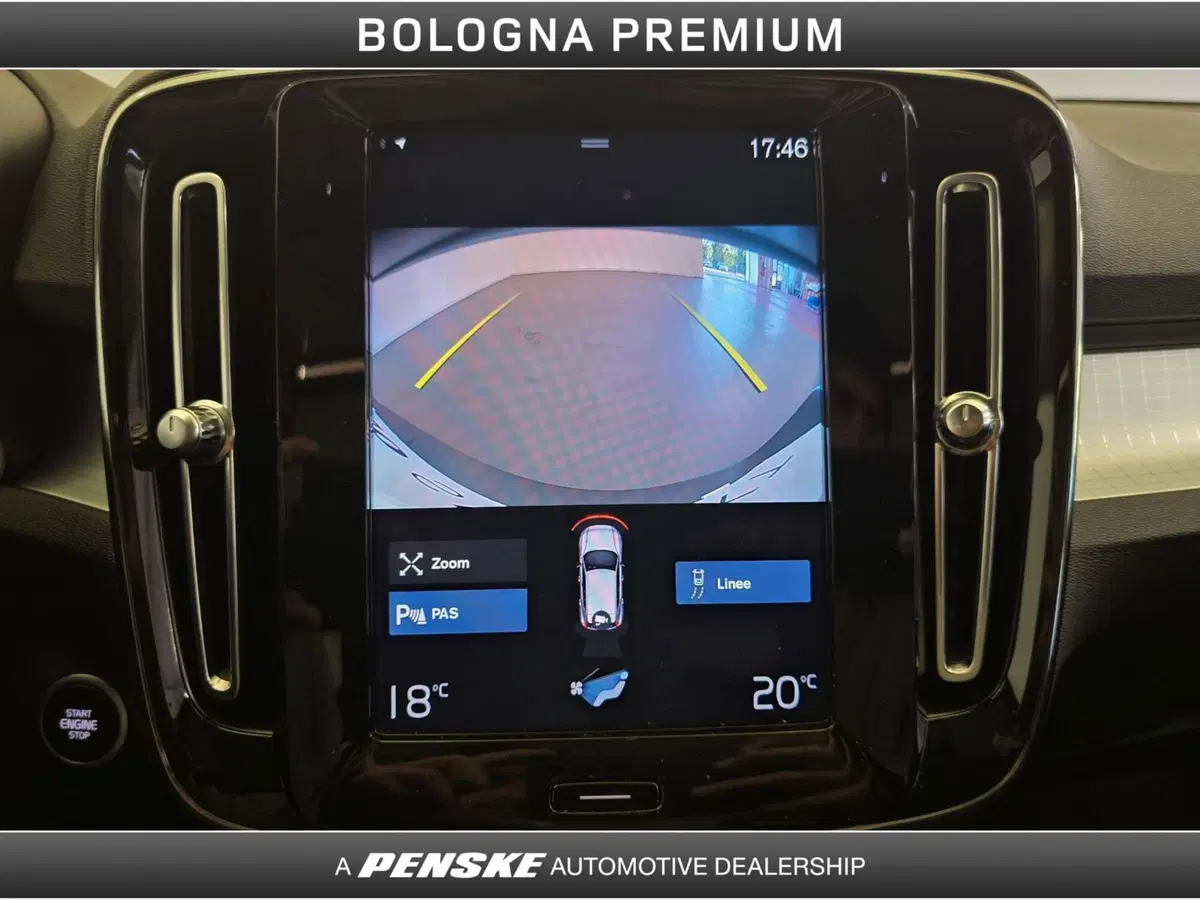 Volvo XC40 usata a Bologna (13)