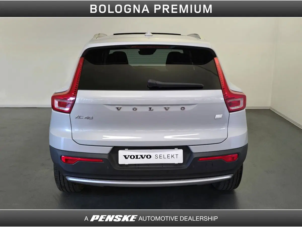 Volvo XC40 usata a Bologna (7)