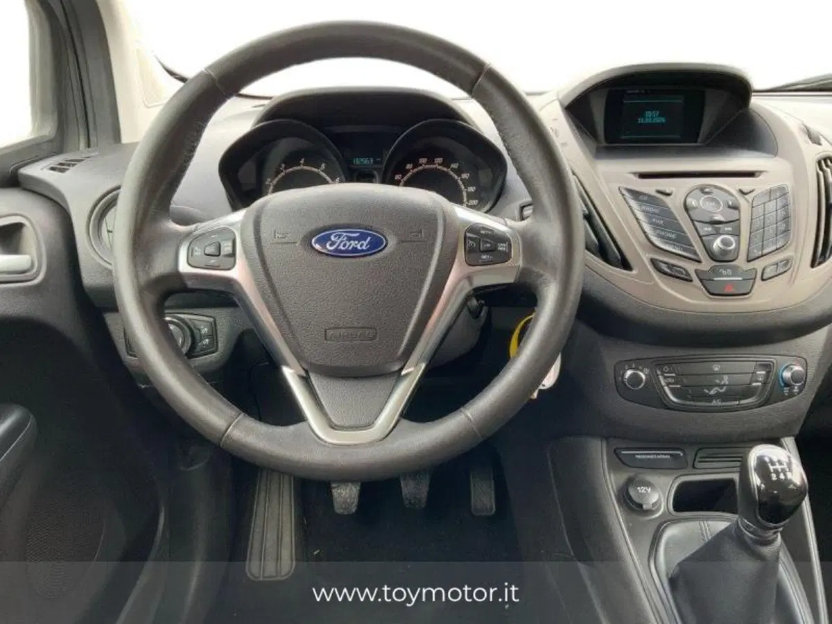 Ford Tourneo Courier usata a Perugia (10)