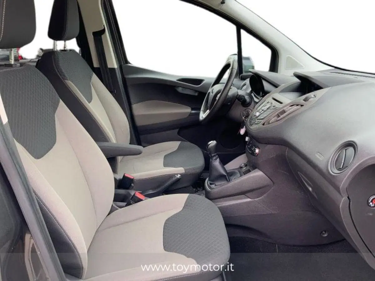 Ford Tourneo Courier usata a Perugia (13)