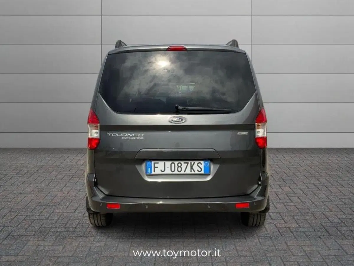 Ford Tourneo Courier usata a Perugia (5)