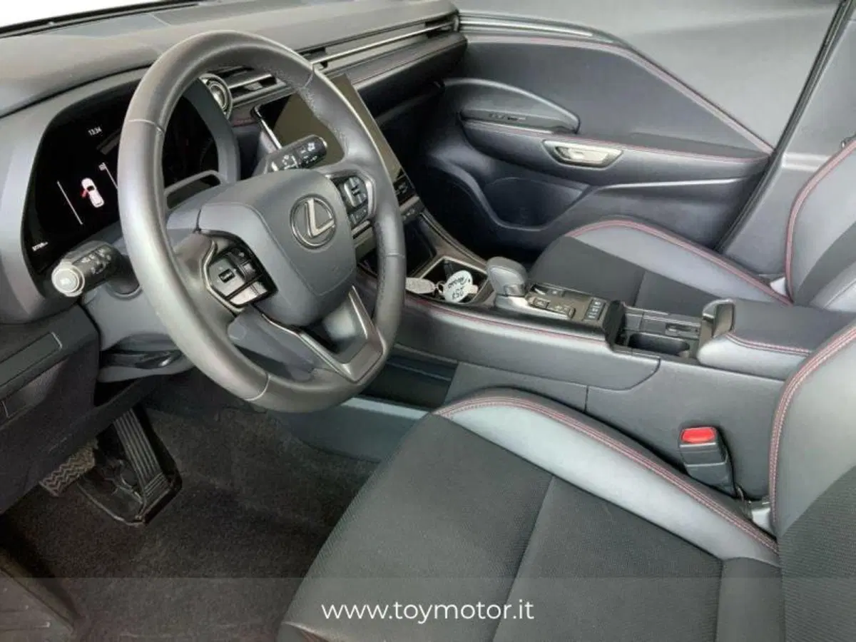 Lexus LBX usata a Perugia (8)