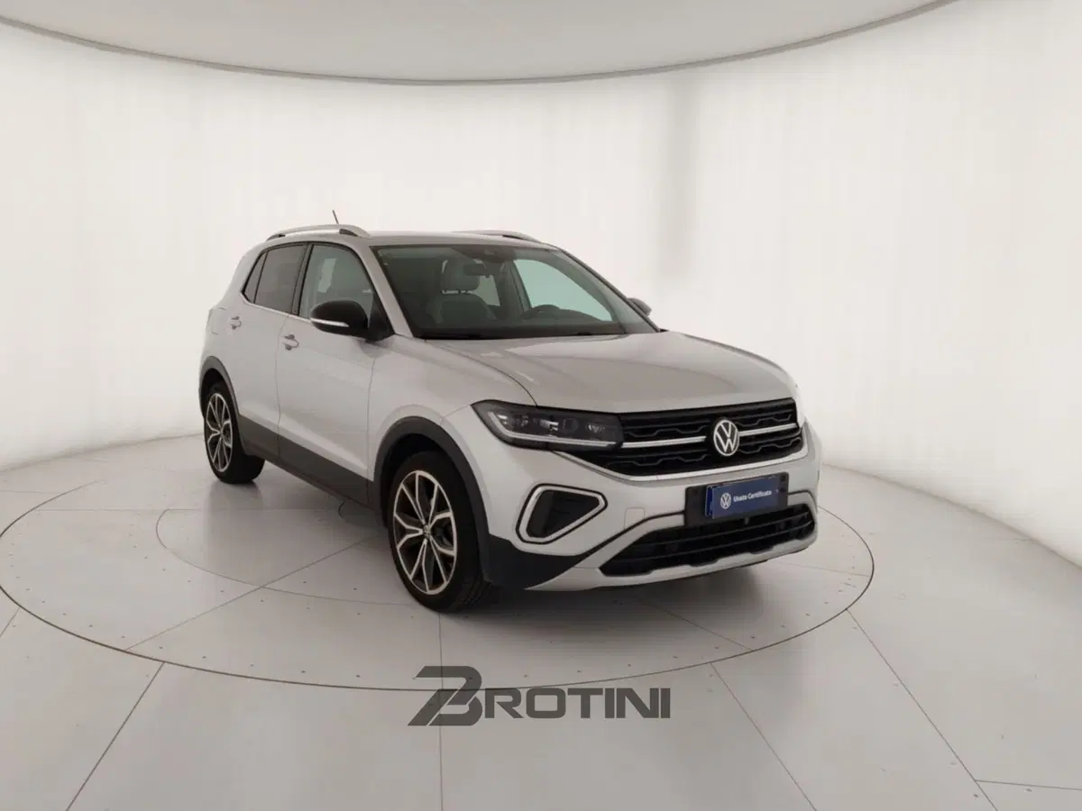Volkswagen T-Cross usata a Massa-Carrara (4)