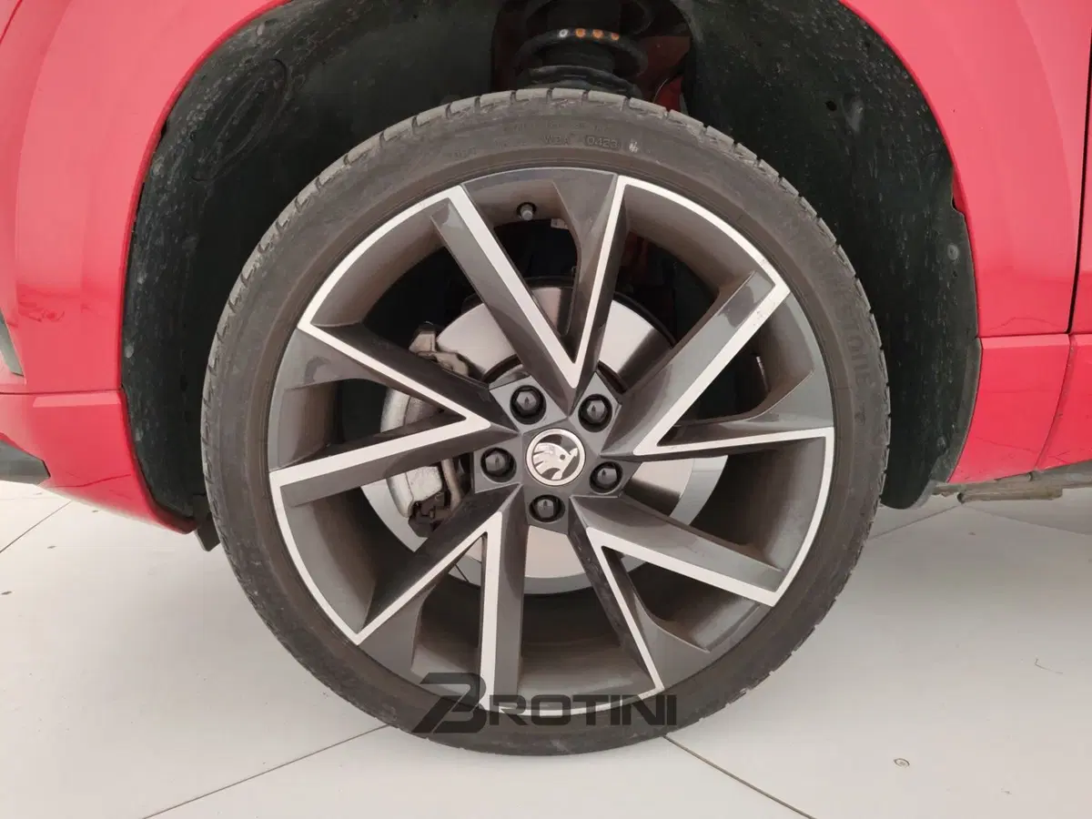 Skoda Karoq usata a Massa-Carrara (6)