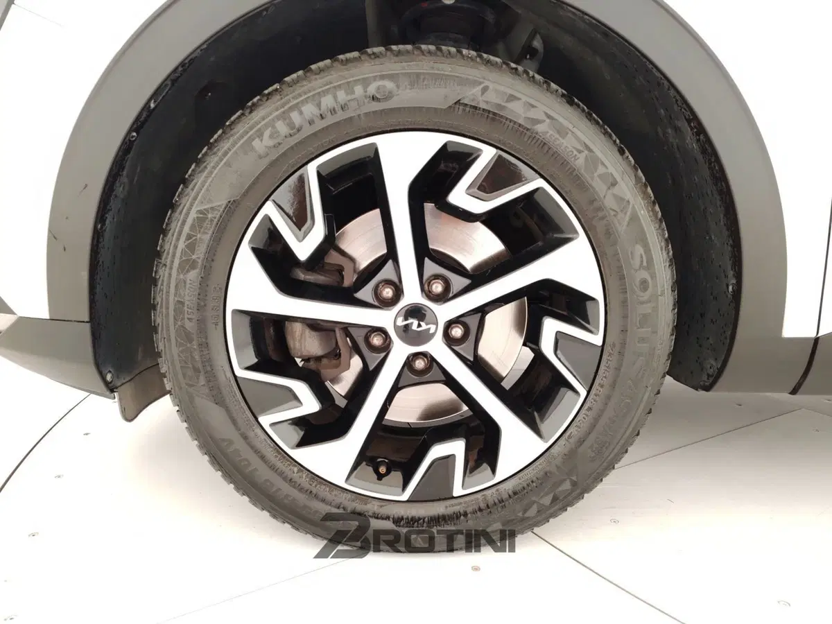Kia Sportage usata a Massa-Carrara (6)