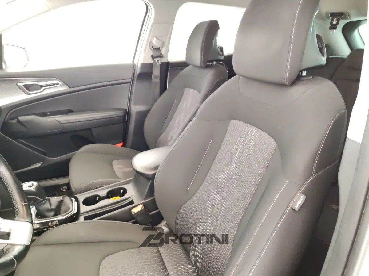 Kia Sportage usata a Massa-Carrara (9)