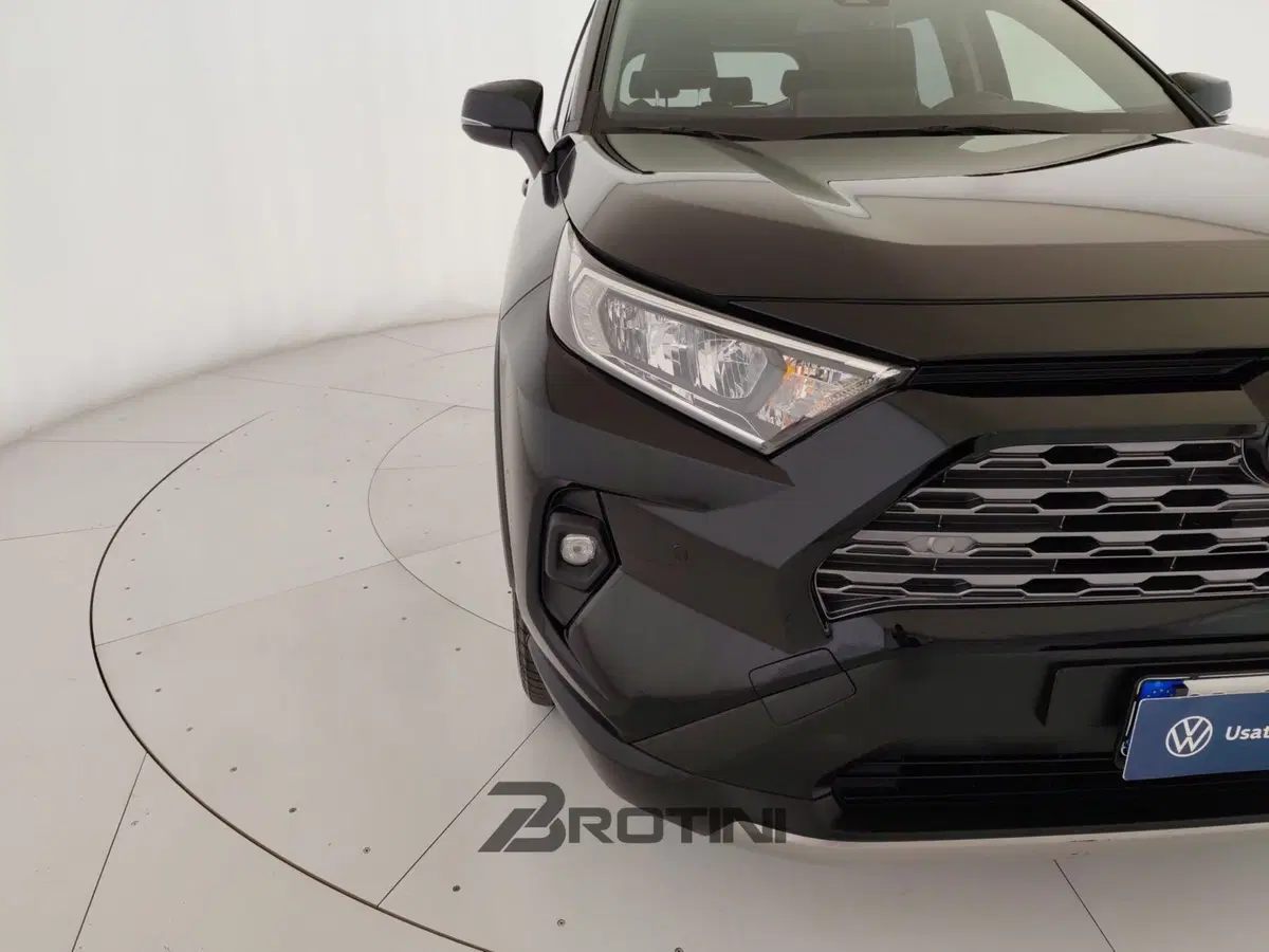 Toyota Rav4 usata a Massa-Carrara (5)