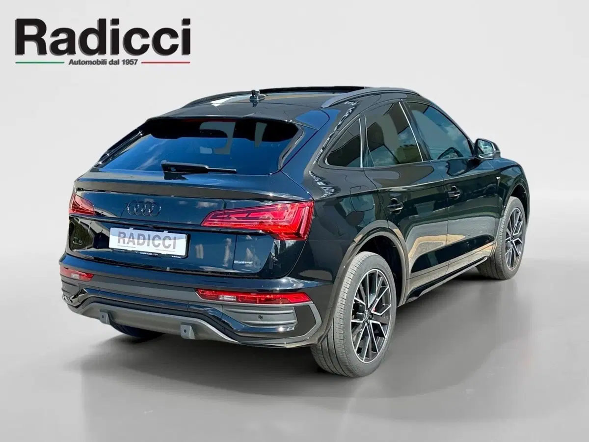 Audi Q4 Sportback usata a Bari (2)