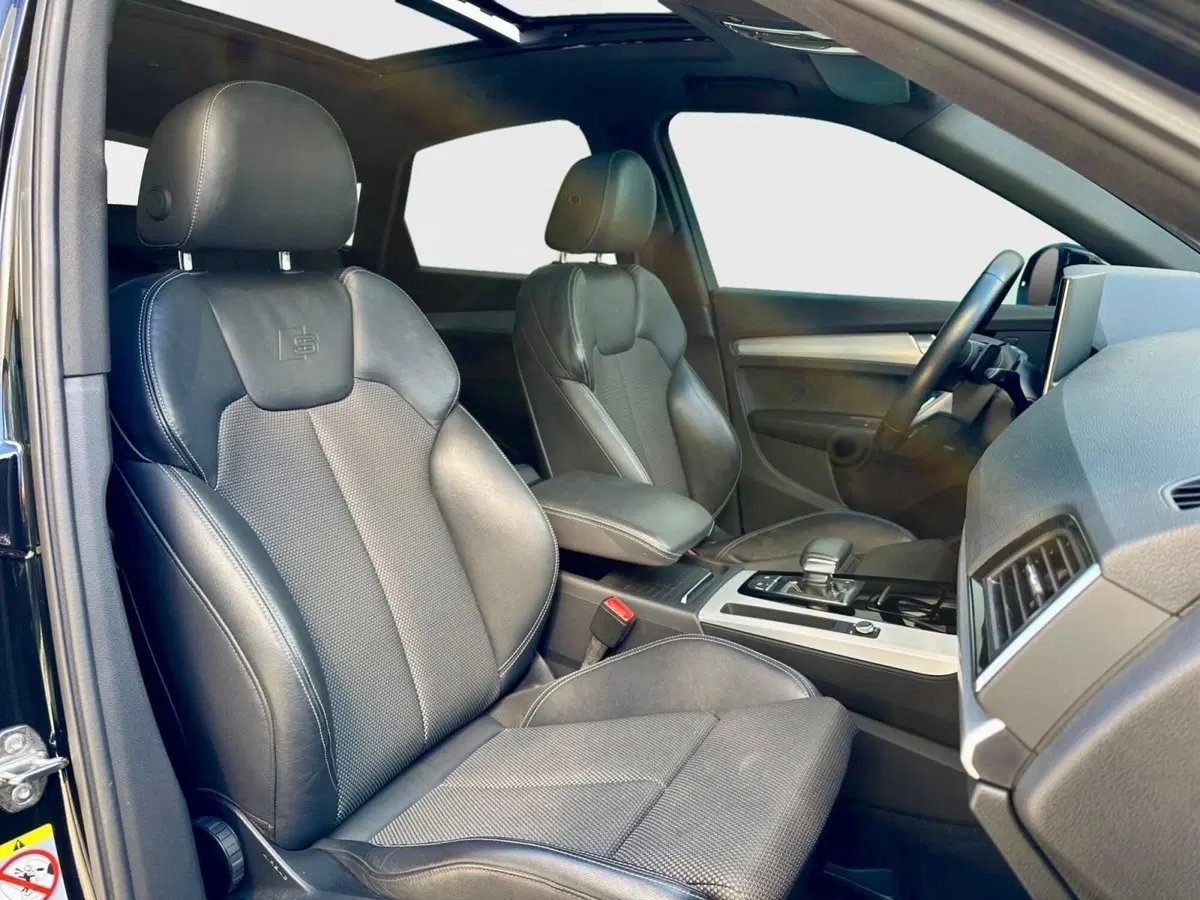 Audi Q4 Sportback usata a Bari (3)