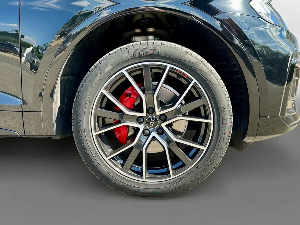 Audi Q4 Sportback usata a Bari (9)