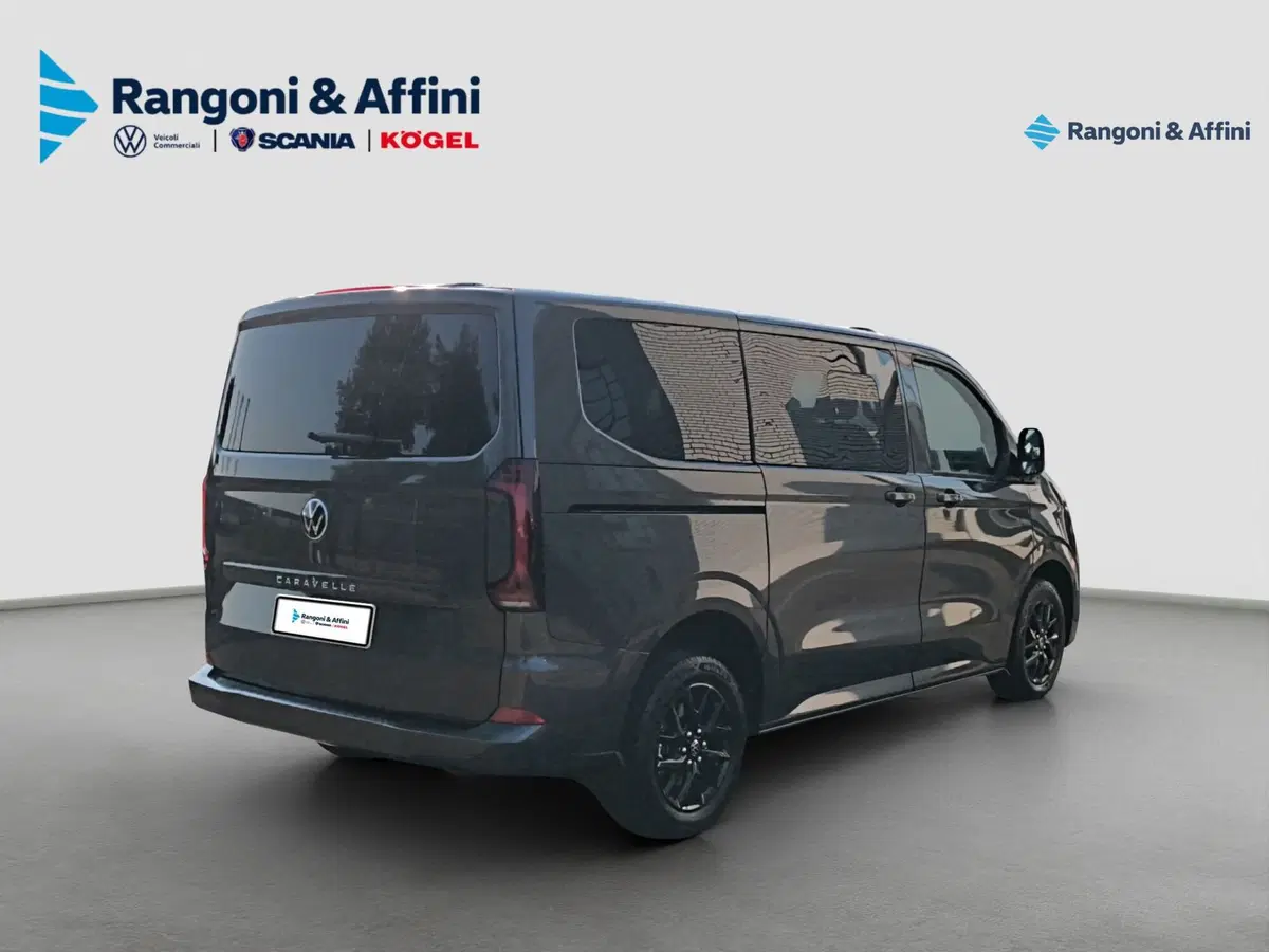 Volkswagen Veicoli Commerciali Caravelle nuova a Mantova (6)