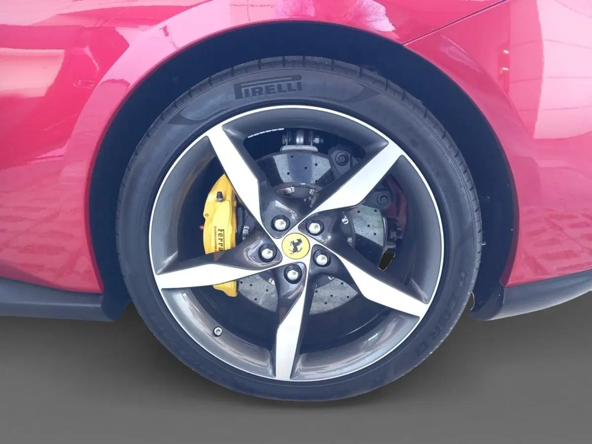 Ferrari Portofino Spider usata a Ancona (9)