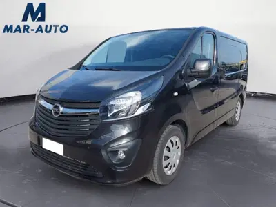 Opel Vivaro Furgone 27 1.6 BiTurbo 140CV PC-TN Furgone Edition del 2015 usata a Castelfranco Veneto